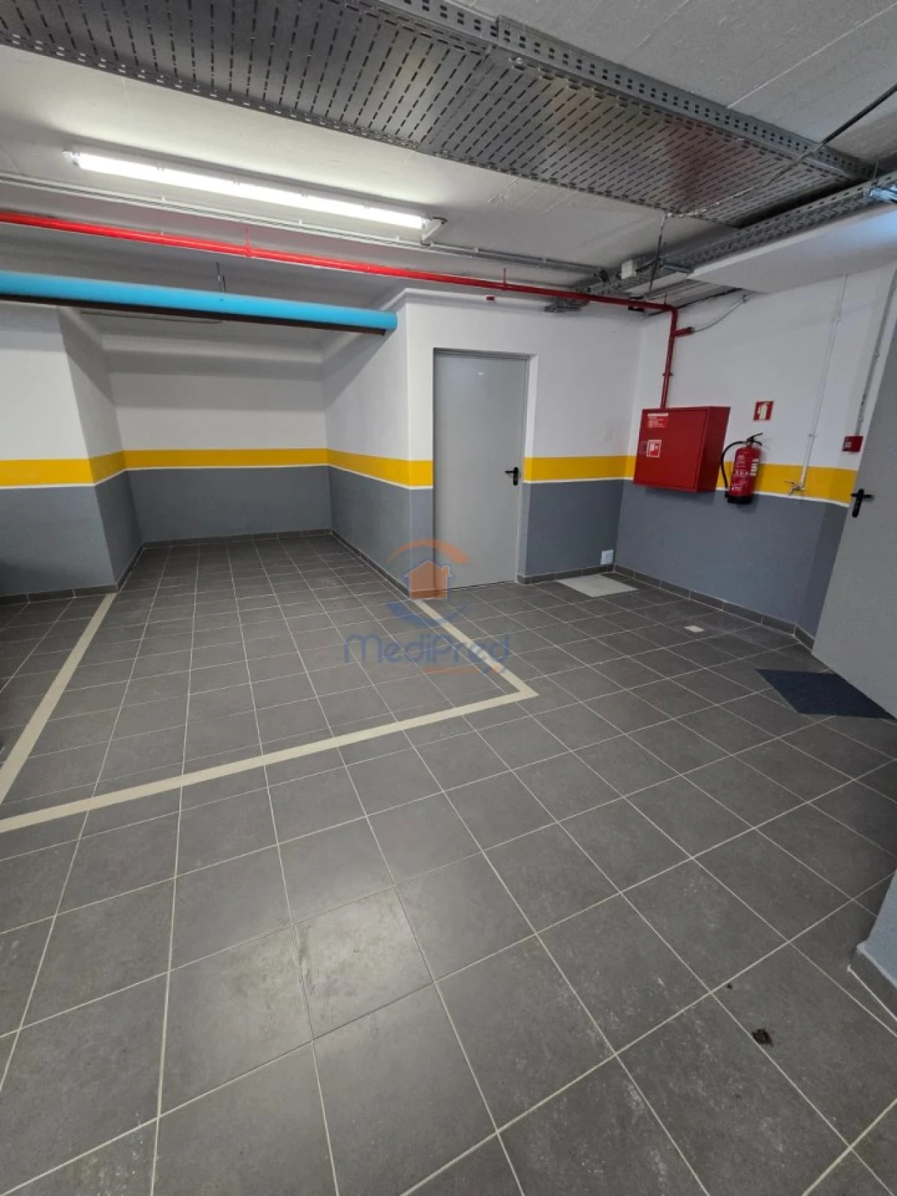 Apartamento T2 para Venda em Ramada e Caneças Foto 29