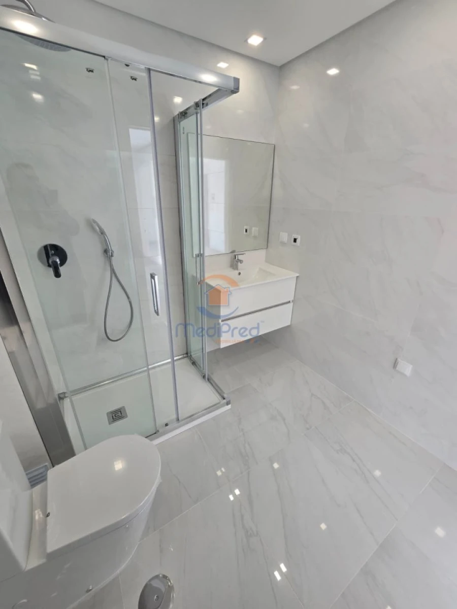 Apartamento T2 para Venda em Ramada e Caneças Foto 16