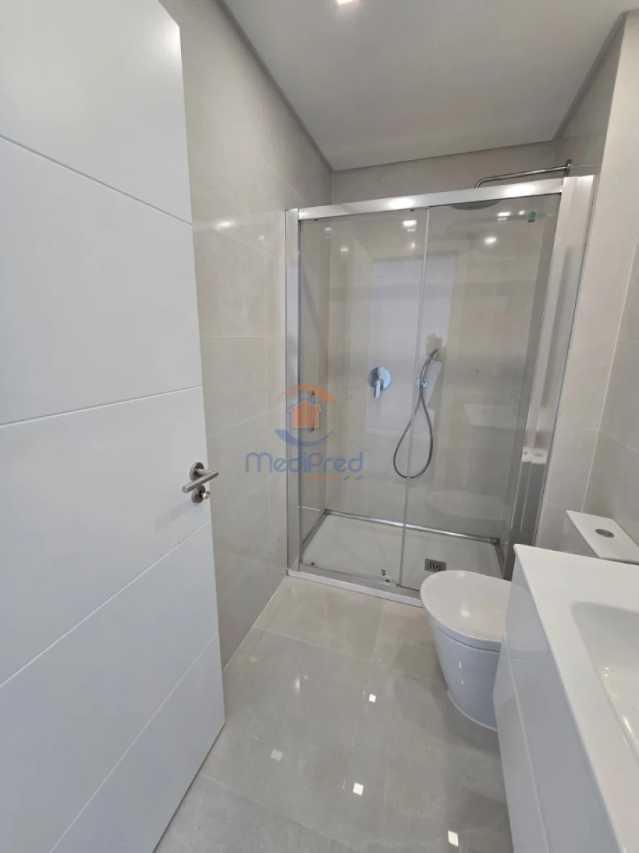 Apartamento T2 para Venda em Ramada e Caneças Foto 22