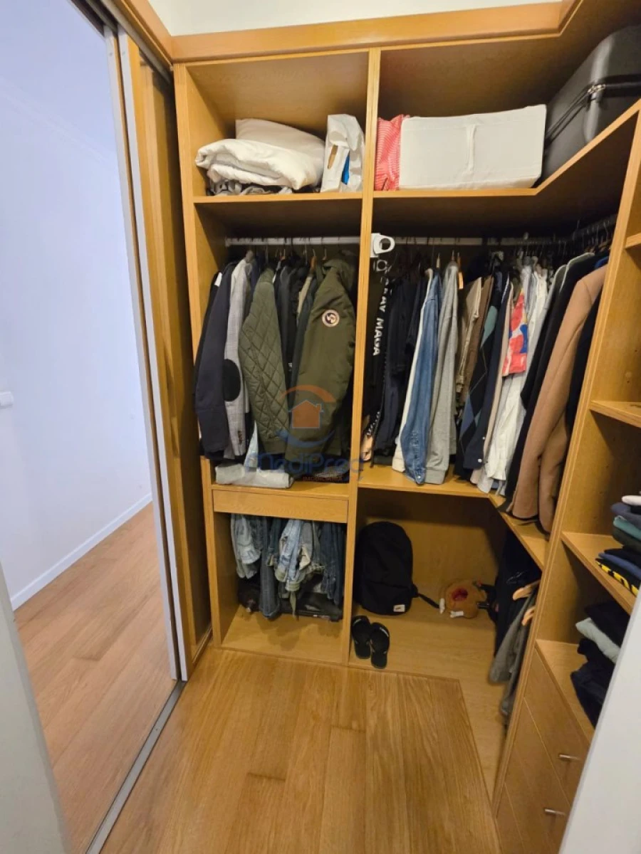 Apartamento T4 para Venda em Ramada e Caneças Foto 17