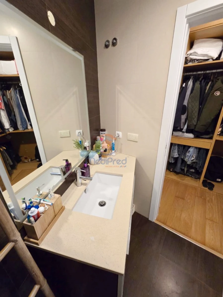 Apartamento T4 para Venda em Ramada e Caneças Foto 20