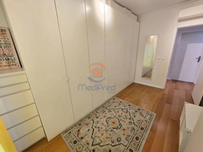 Apartamento T4 para Venda em Ramada e Caneças Foto 23