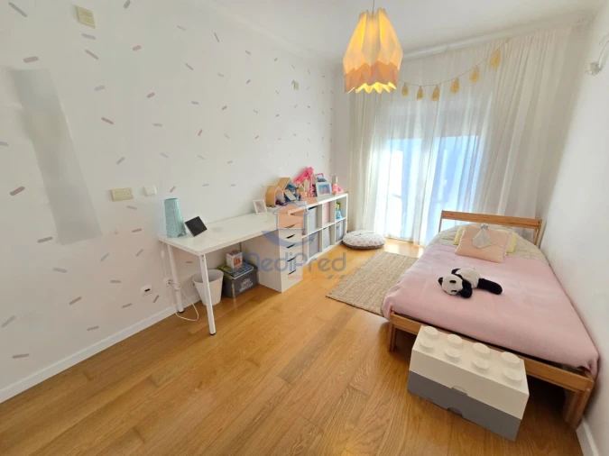 Apartamento T4 para Venda em Ramada e Caneças Foto 26