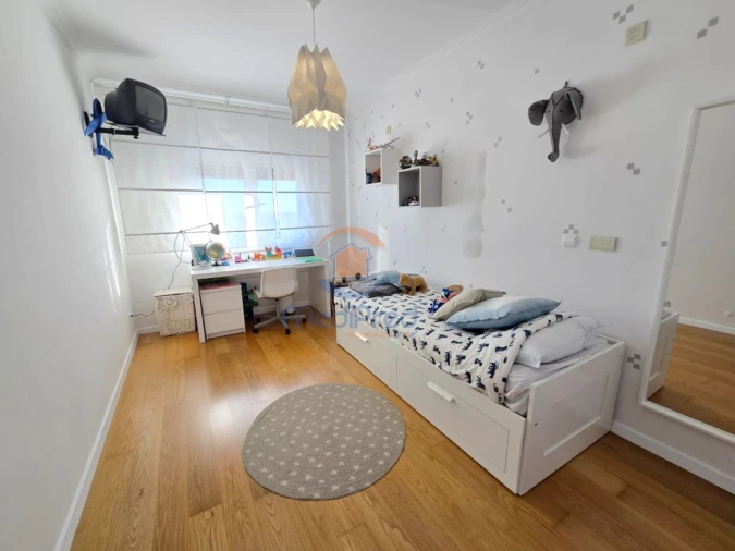 Apartamento T4 para Venda em Ramada e Caneças Foto 28