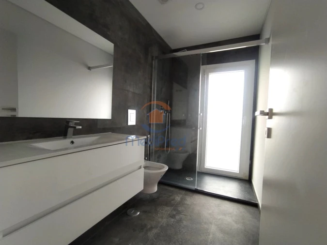 Apartamento T3 para Venda em Santo António dos Cavaleiros e Frielas Foto 6