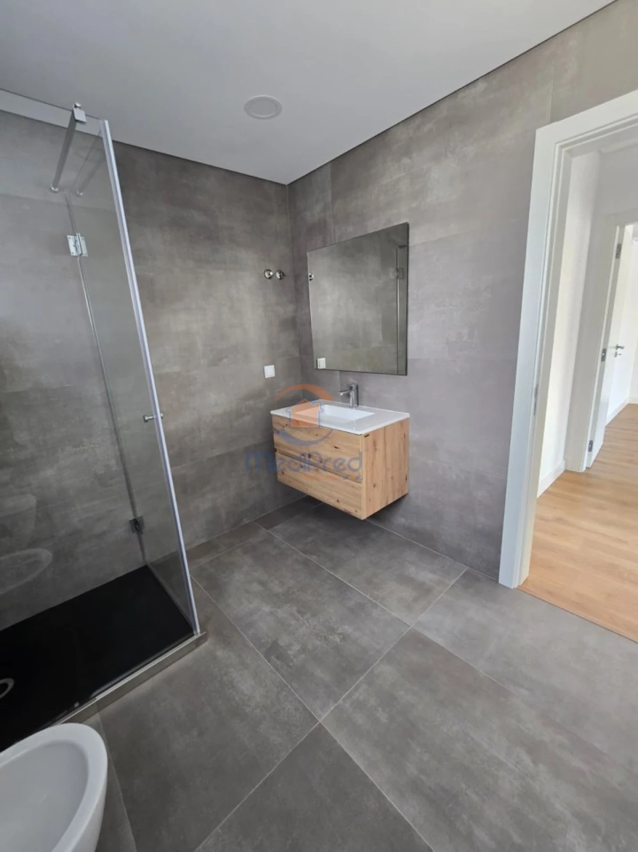 Apartamento T3 para Venda em Santo António dos Cavaleiros e Frielas Foto 10