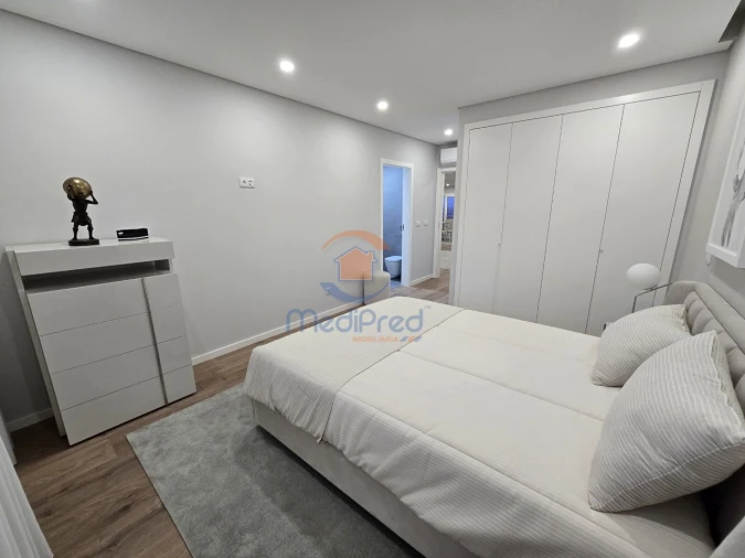 Apartamento T4 para Venda em Alverca do Ribatejo e Sobralinho Foto 9