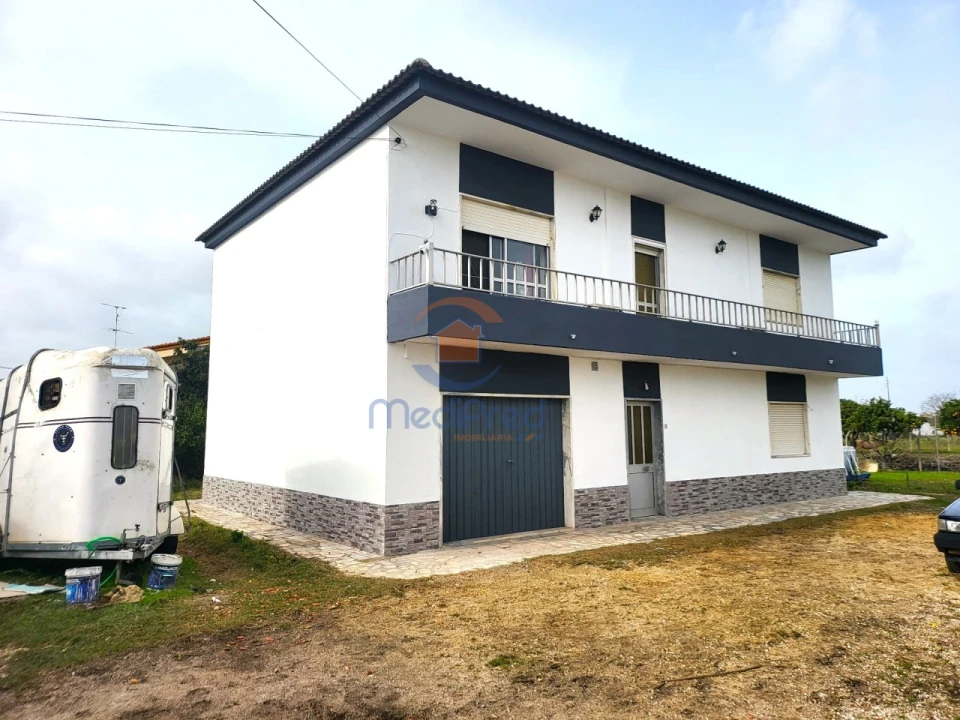 Quinta T6 para Venda em Alhos Vedros Foto 1