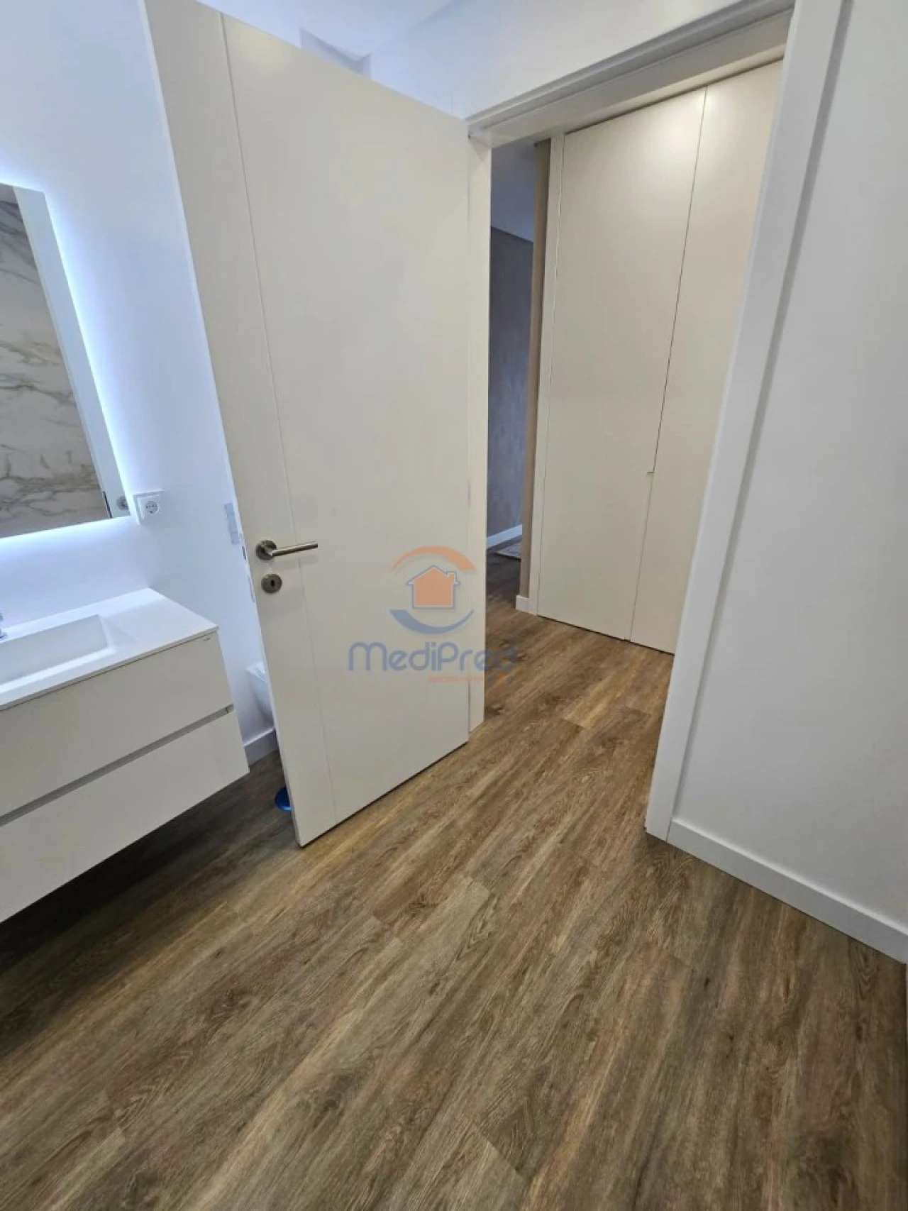 Apartamento T3 para Venda em Pontinha e Famões Foto 56