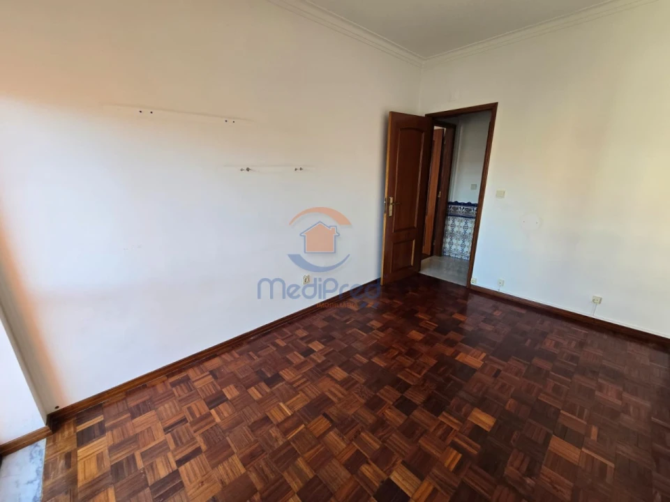 Apartamento T3 para Venda em Moita Foto 9