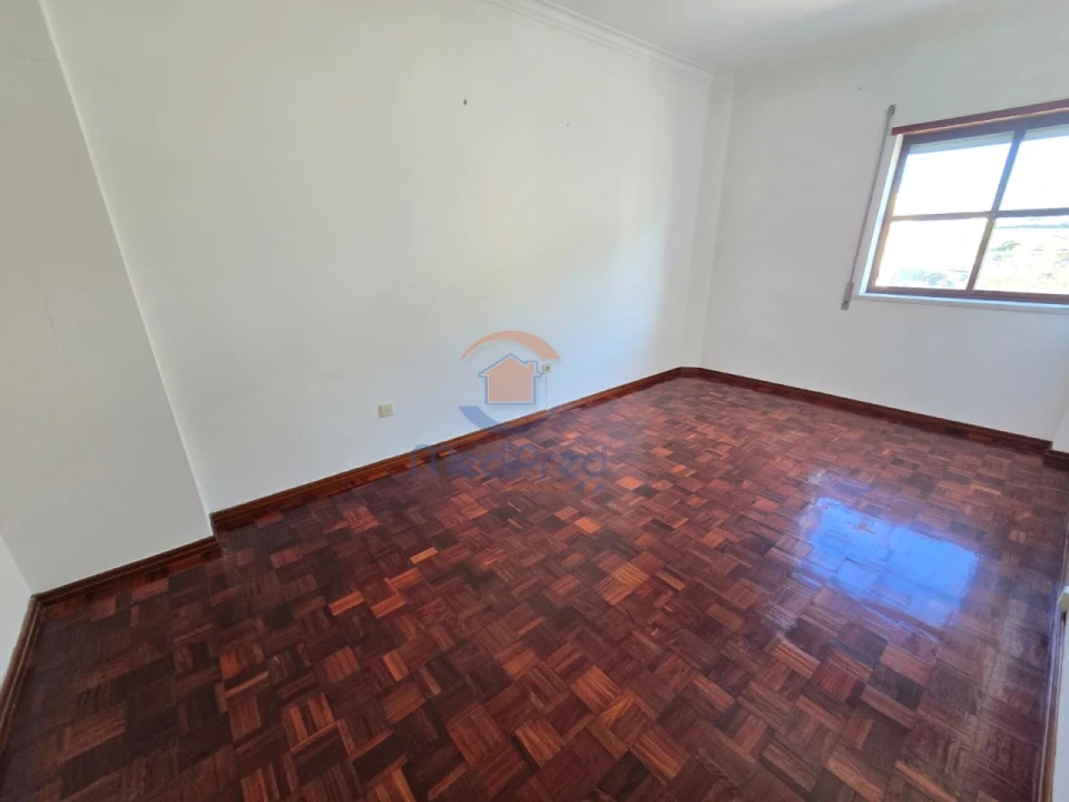 Apartamento T3 para Venda em Moita Foto 17