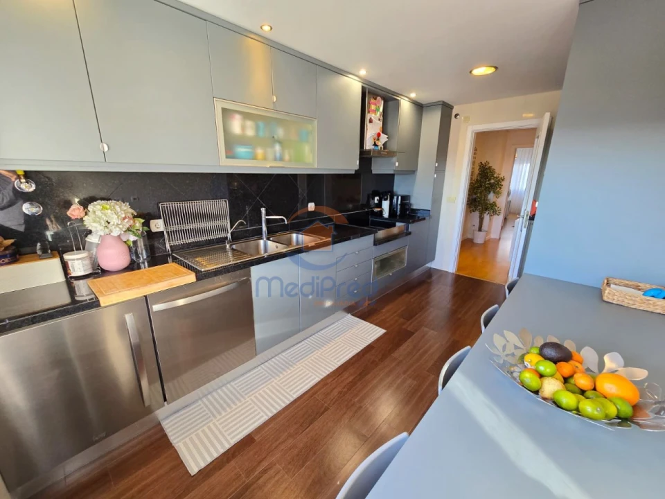 Apartamento T3 para Venda em Ramada e Caneças Foto 9