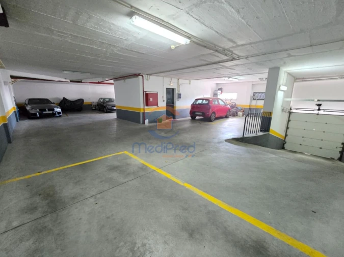 Apartamento T3 para Venda em Ramada e Caneças Foto 35