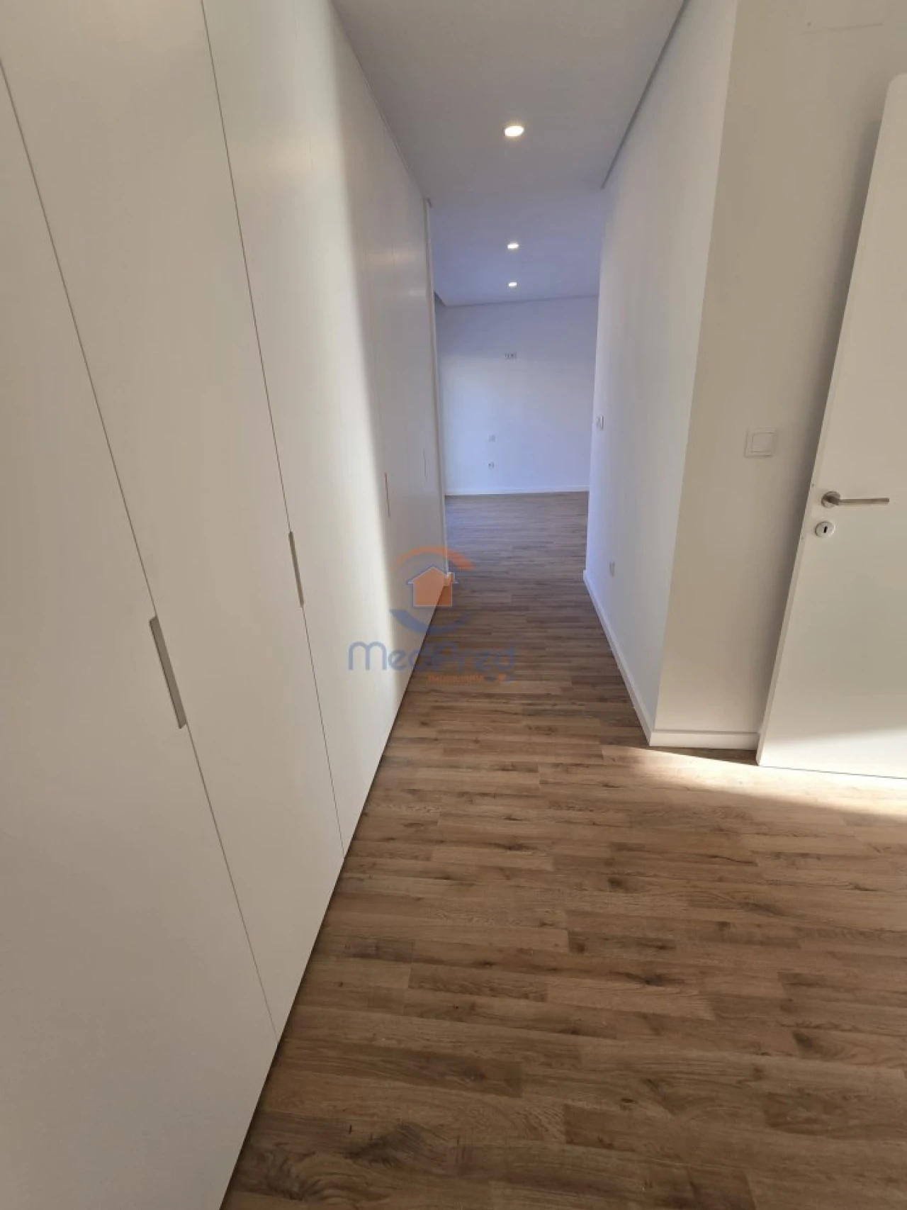 Moradia T4 para Venda em Pontinha e Famões Foto 23