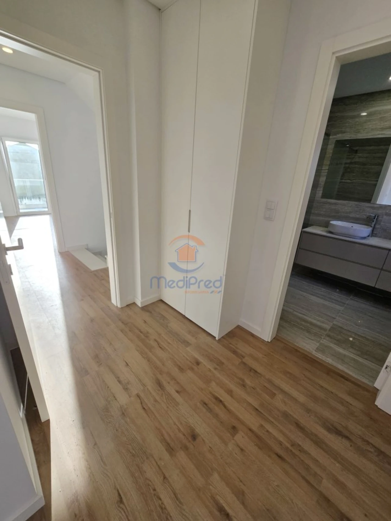 Moradia T4 para Venda em Pontinha e Famões Foto 22