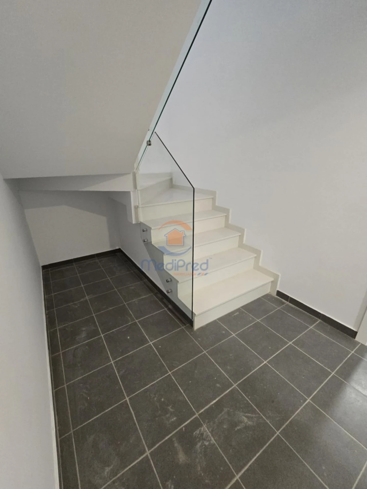 Moradia T4 para Venda em Pontinha e Famões Foto 47