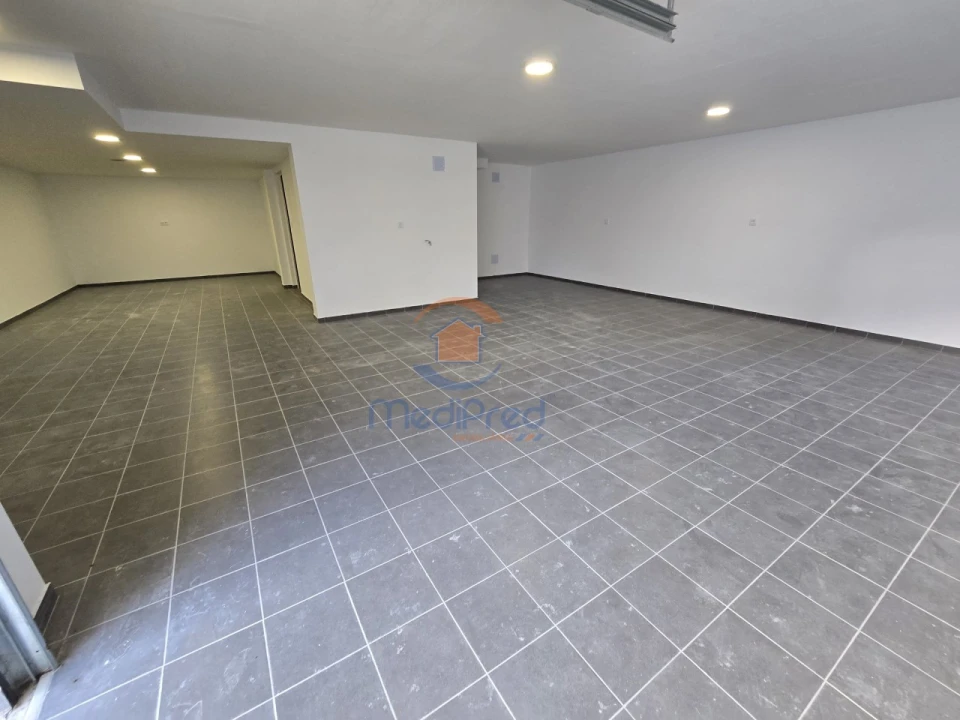 Moradia T4 para Venda em Pontinha e Famões Foto 51