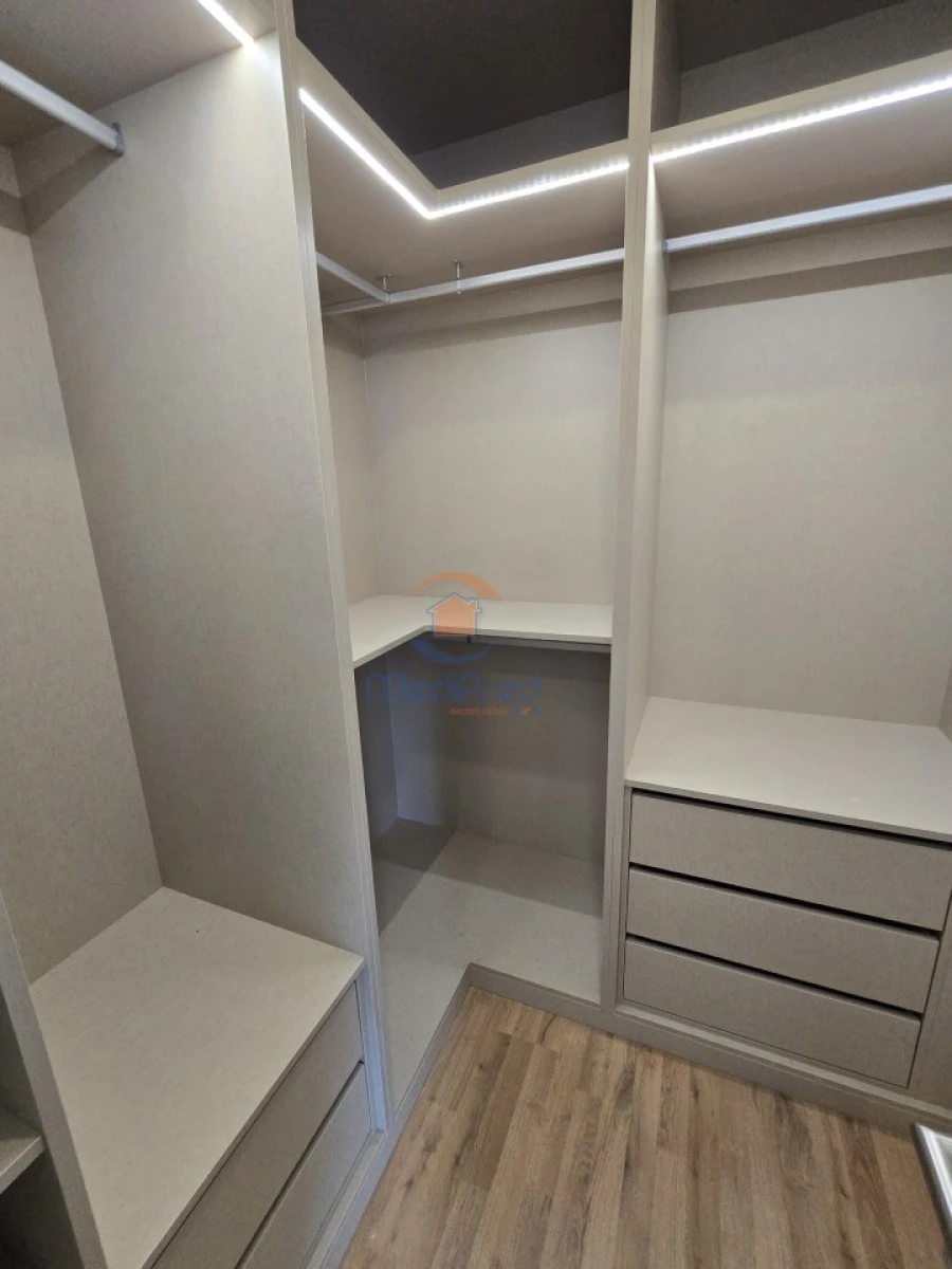 Moradia T4 para Venda em Pontinha e Famões Foto 38