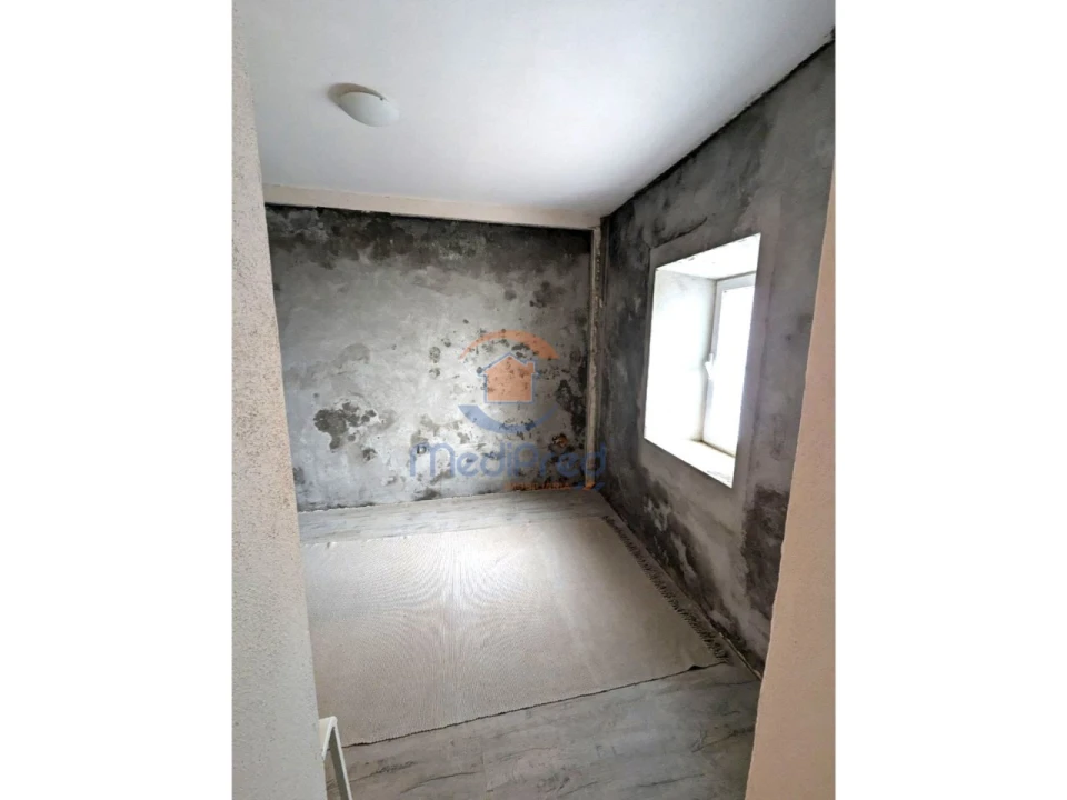 Moradia T2 para Venda em Carvoeira e Carmões Foto 16