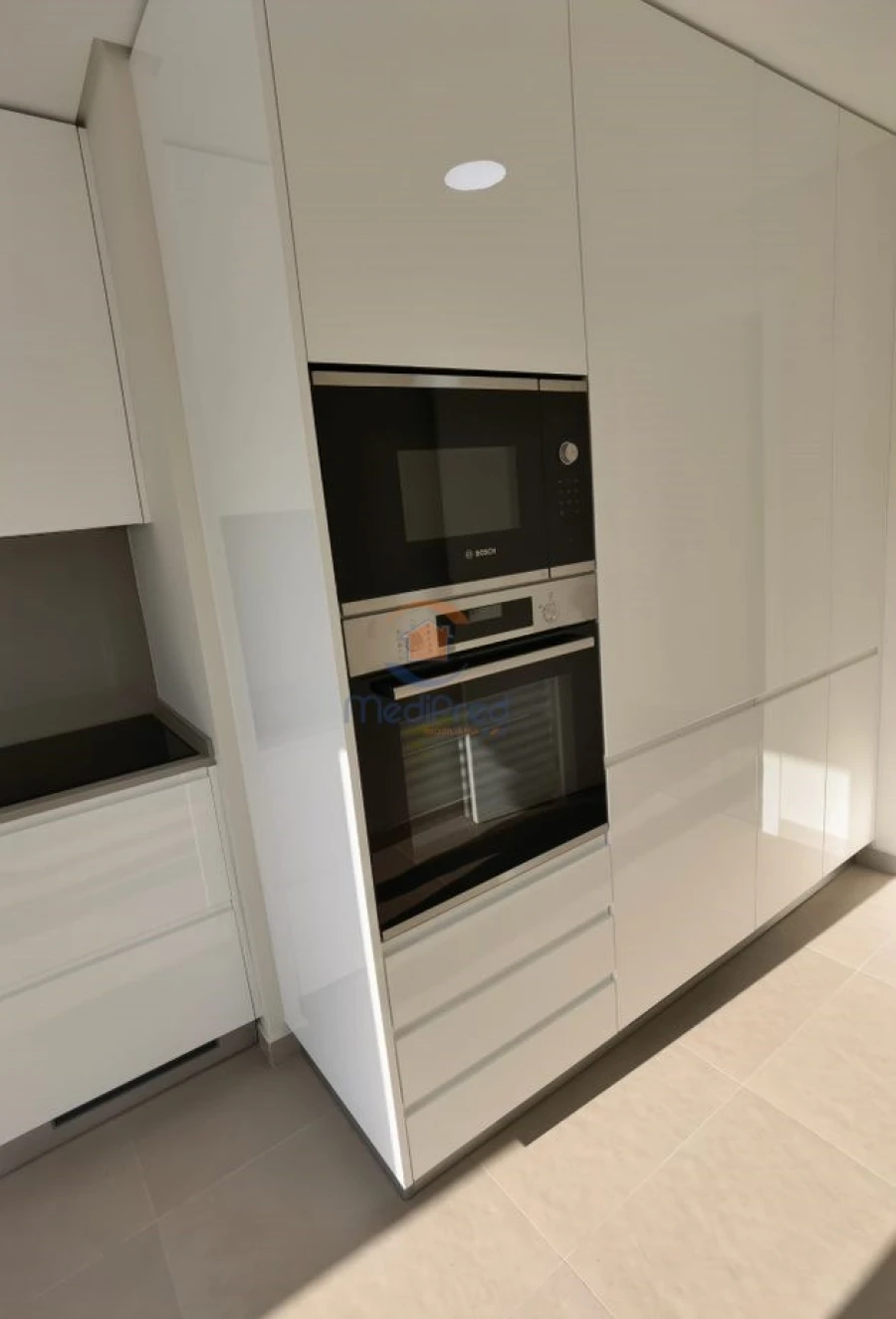 Apartamento T2 para Venda em Santo António dos Cavaleiros e Frielas Foto 2