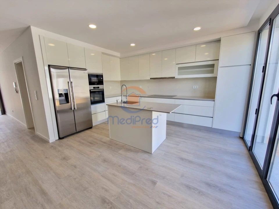 Moradia T3 para Venda em Santa Iria de Azoia, São João da Talha e Bobadela Foto 2