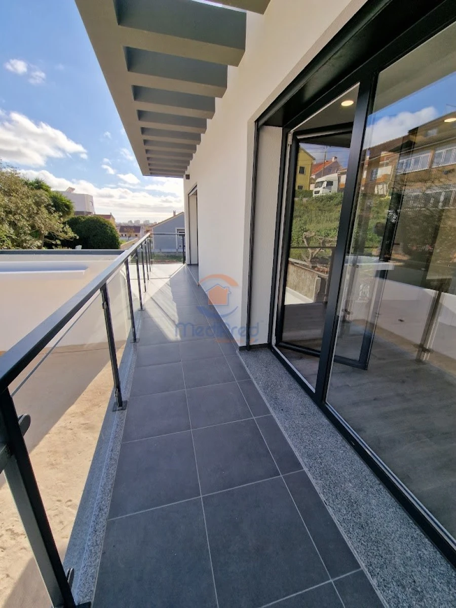 Moradia T3 para Venda em Santa Iria de Azoia, São João da Talha e Bobadela Foto 8