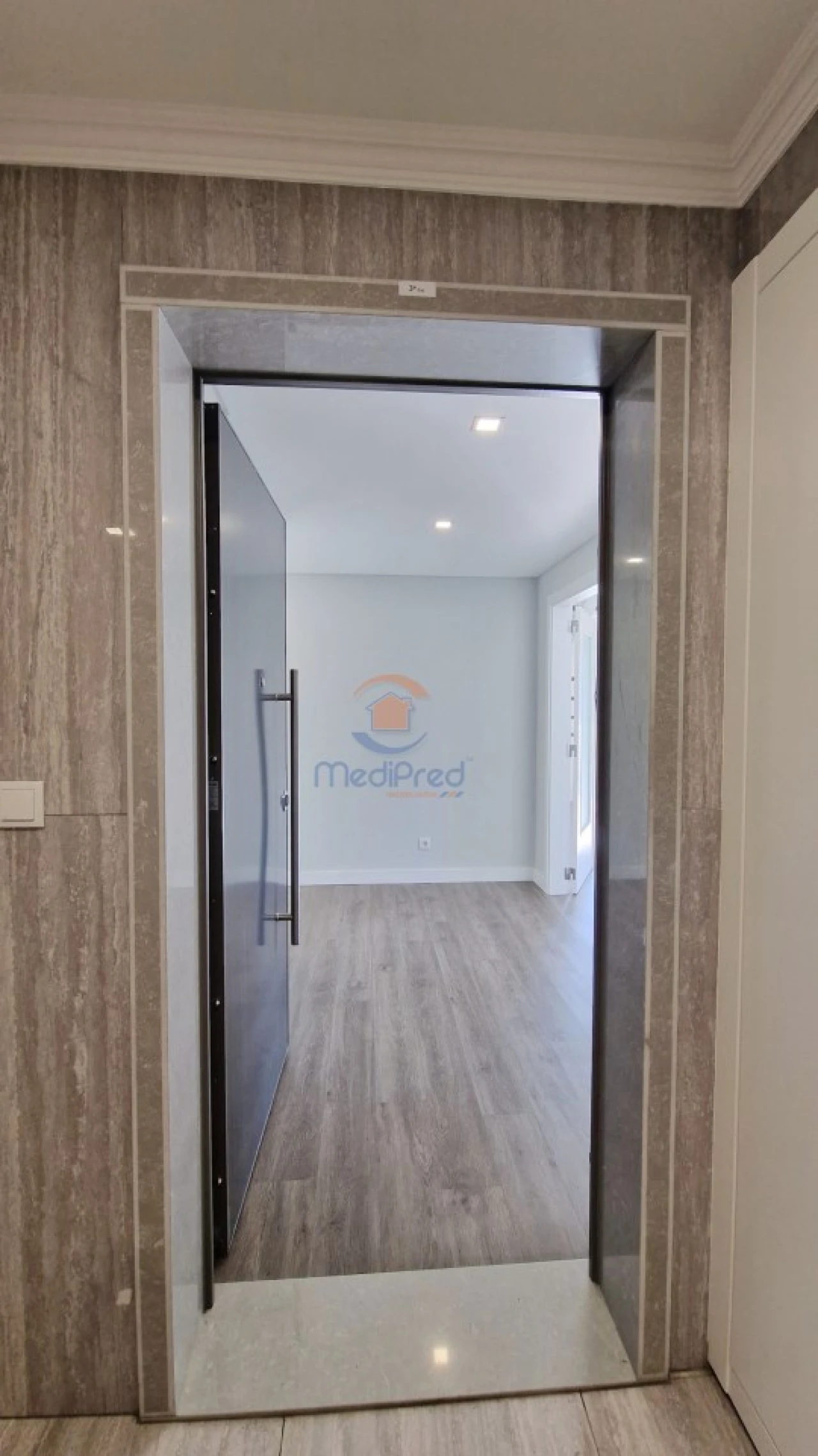 Apartamento T3 para Arrendamento em Ramada e Caneças Foto 13