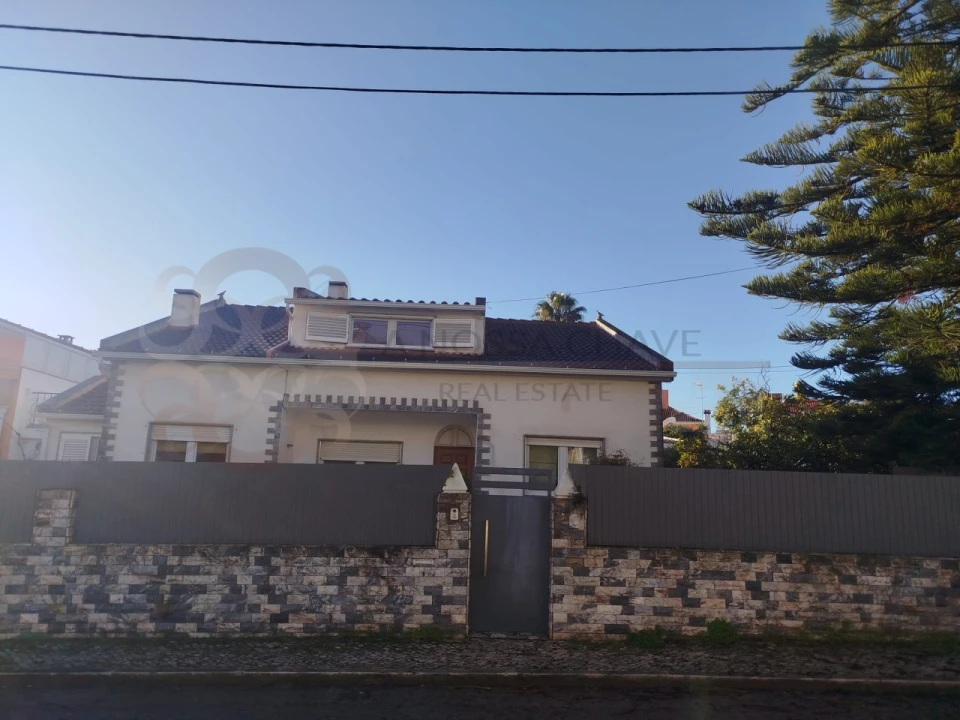 Moradia T4 para Venda em Charneca de Caparica e Sobreda Foto 53