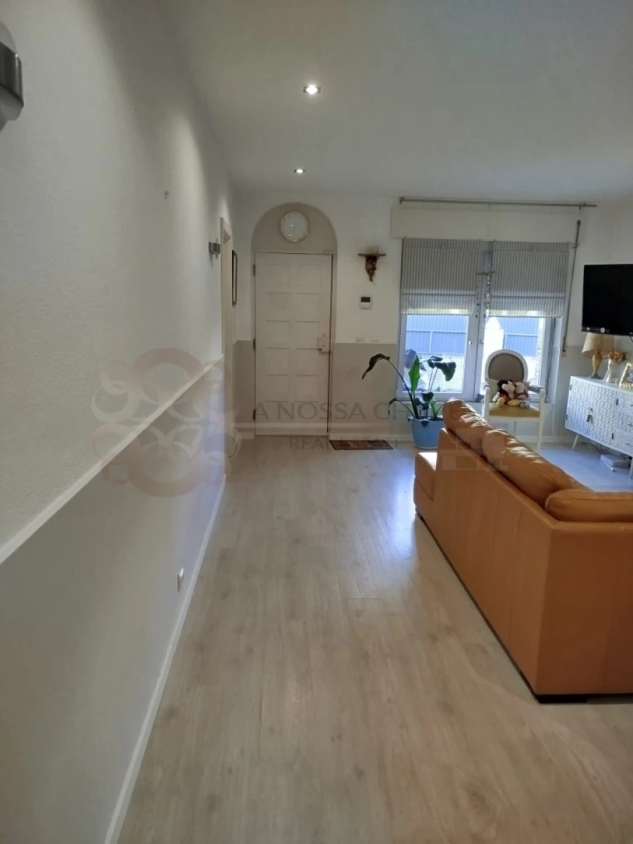 Moradia T4 para Venda em Charneca de Caparica e Sobreda Foto 36