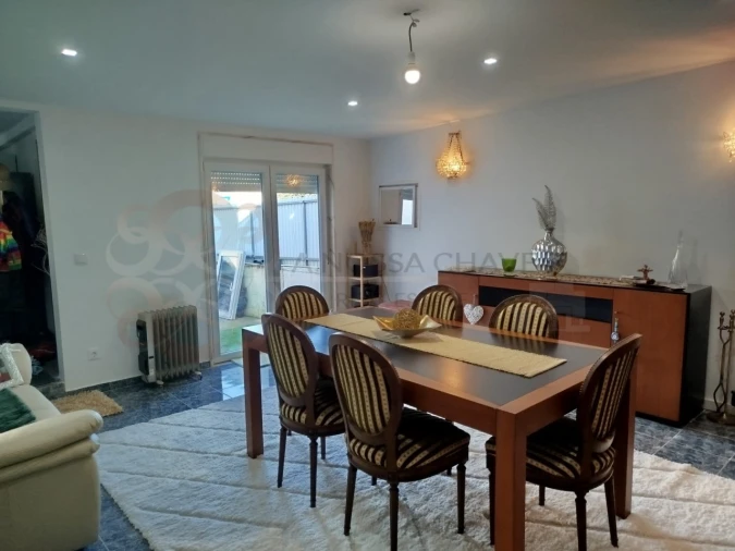 Moradia T4 para Venda em Charneca de Caparica e Sobreda Foto 37