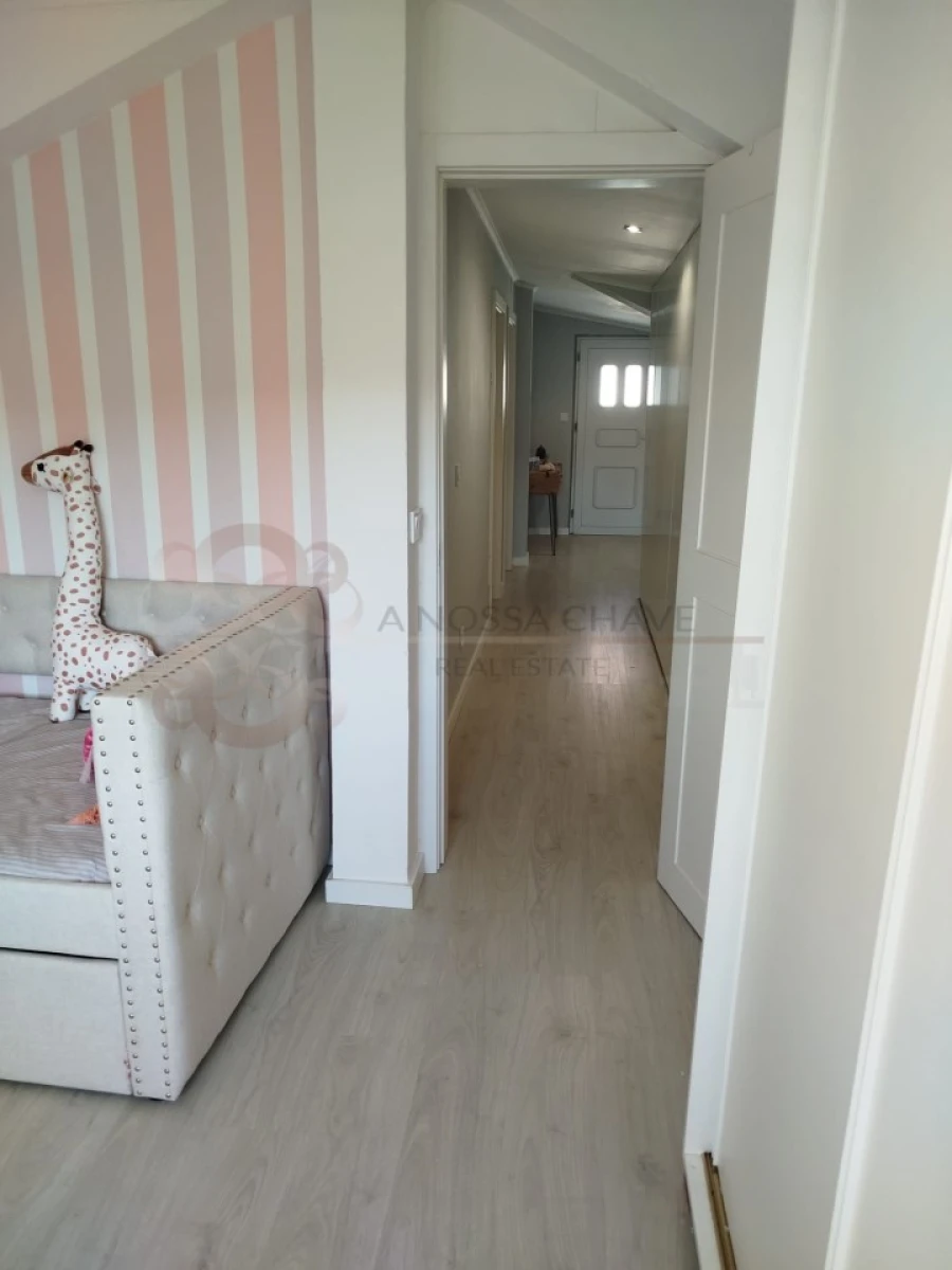Moradia T4 para Venda em Charneca de Caparica e Sobreda Foto 44