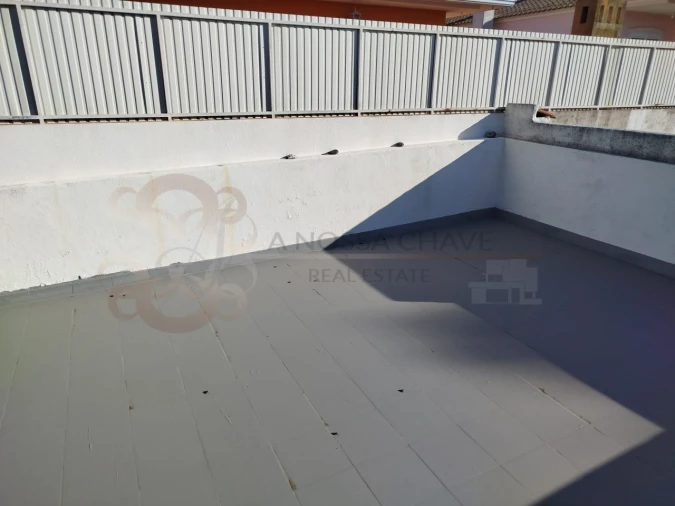 Moradia T4 para Venda em Charneca de Caparica e Sobreda Foto 49
