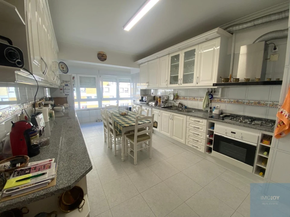 Apartamento T4 para Arrendamento em Moscavide e Portela Foto 14