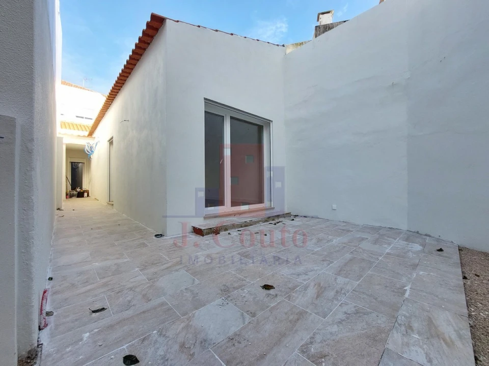 Moradia T2 para Venda em Caldas da Rainha - Santo Onofre e Serra do Bouro Foto 3