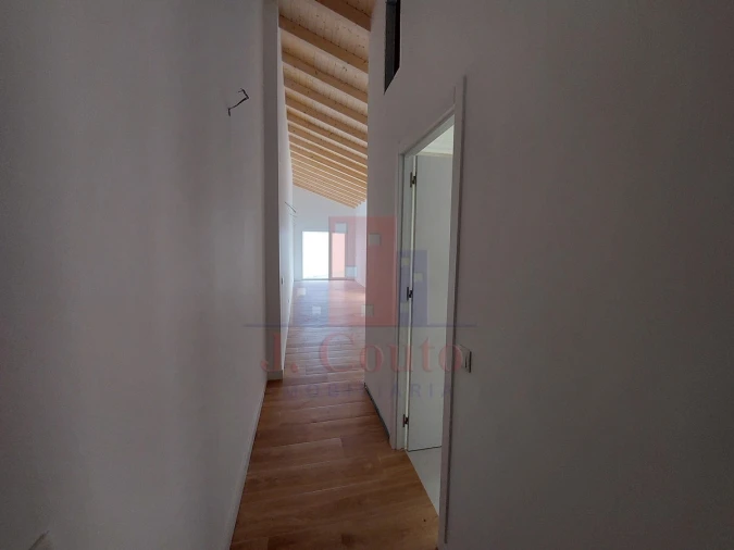 Moradia T2 para Venda em Caldas da Rainha - Santo Onofre e Serra do Bouro Foto 8