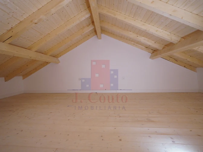 Moradia T2 para Venda em Caldas da Rainha - Santo Onofre e Serra do Bouro Foto 15