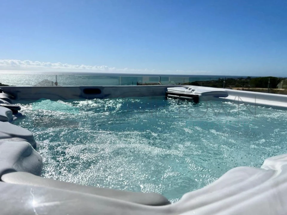 Moradia T5 para Venda em Albufeira e Olhos de Água Foto 3