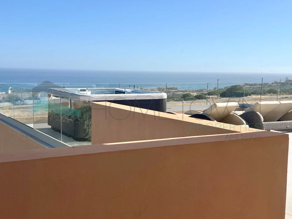 Moradia T5 para Venda em Albufeira e Olhos de Água Foto 20