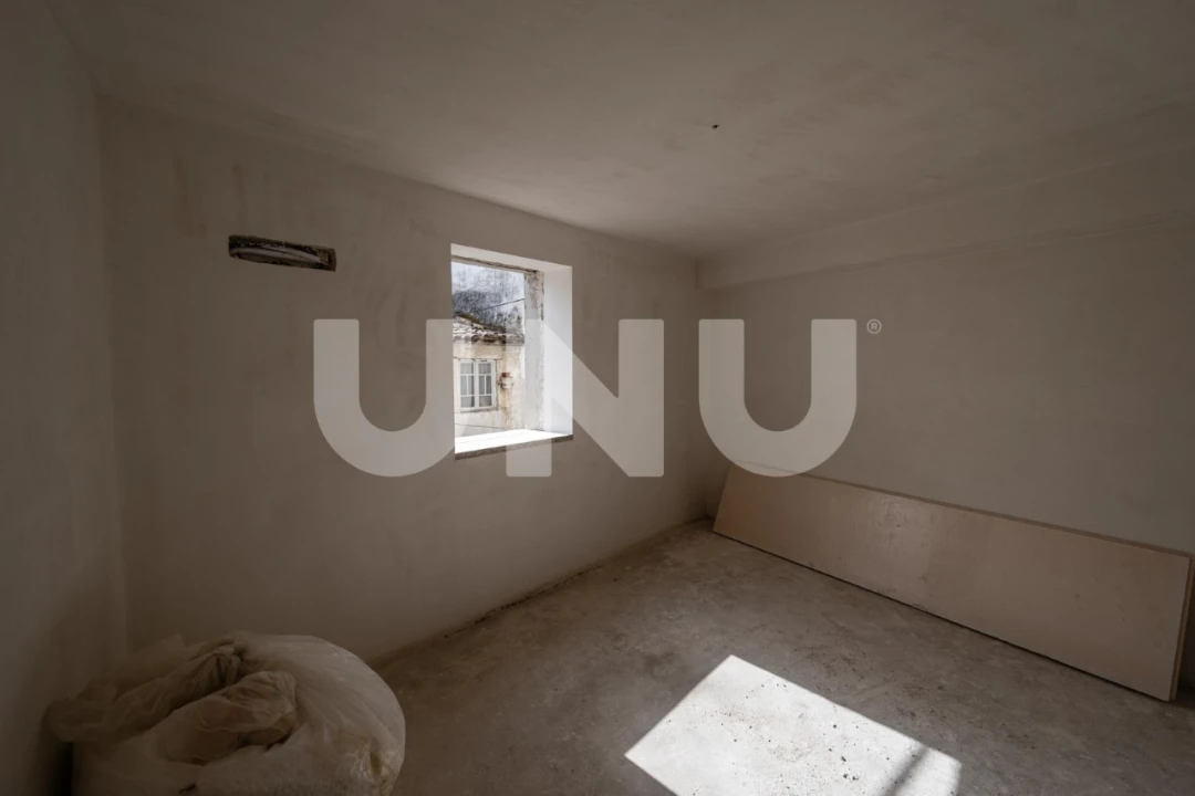 Apartamento T2 para Venda em Teixoso e Sarzedo Foto 12