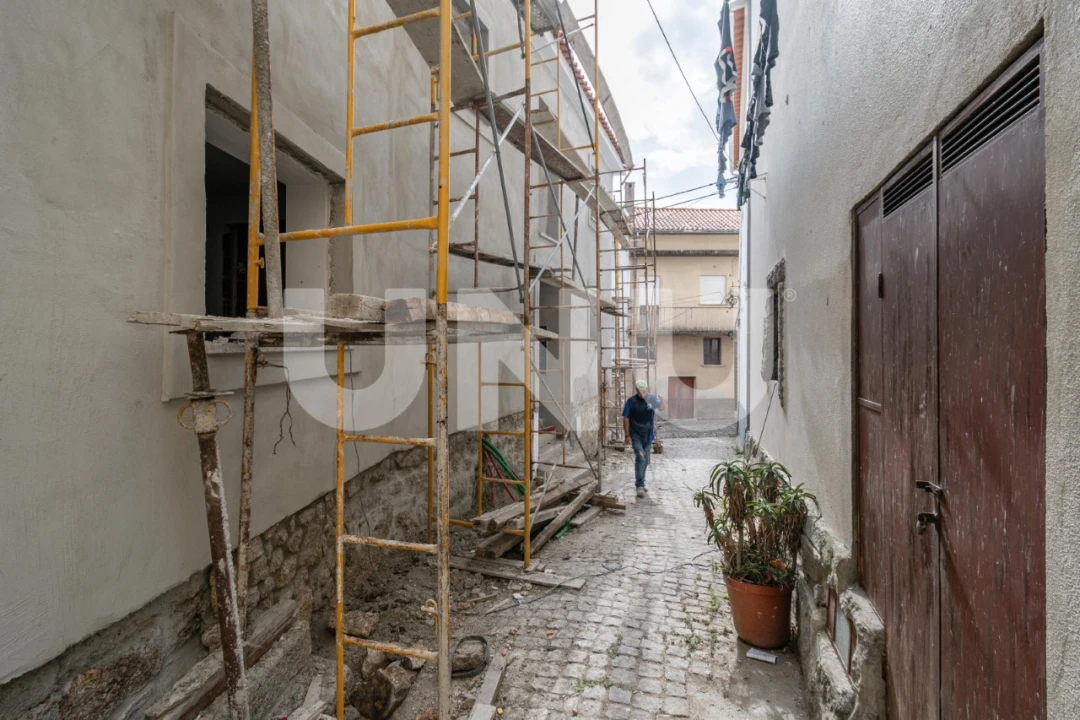 Apartamento T1 para Venda em Teixoso e Sarzedo Foto 6