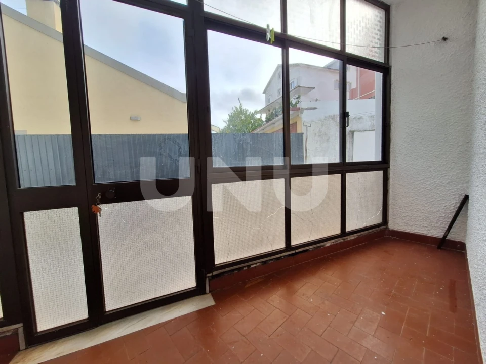 Moradia T3 para Arrendamento em Amora Foto 3