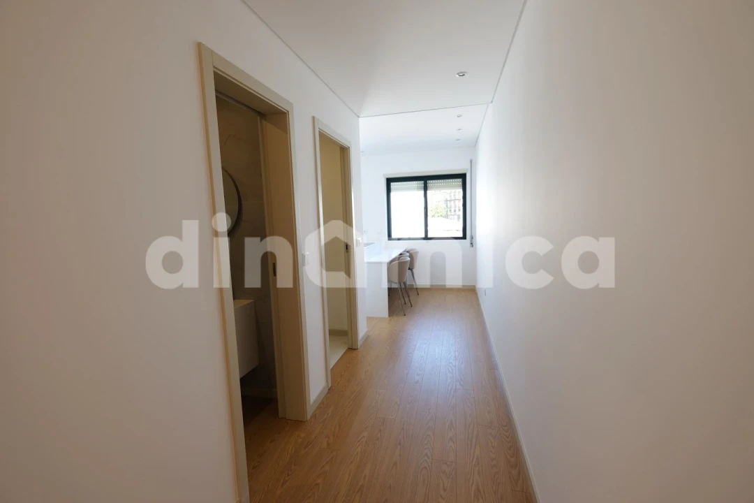 Apartamento T3 para Venda em Vila Nova de Famalicão e Calendário Foto 10