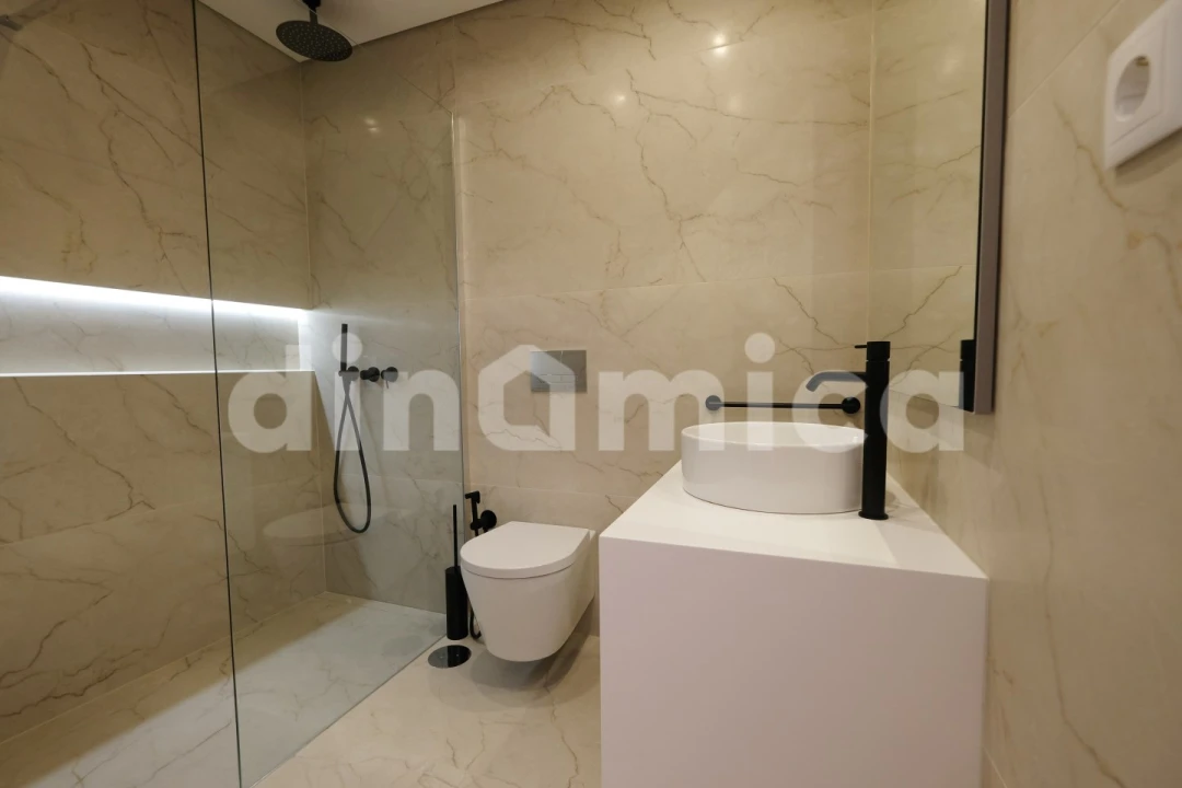 Apartamento T3 para Venda em Vila Nova de Famalicão e Calendário Foto 18