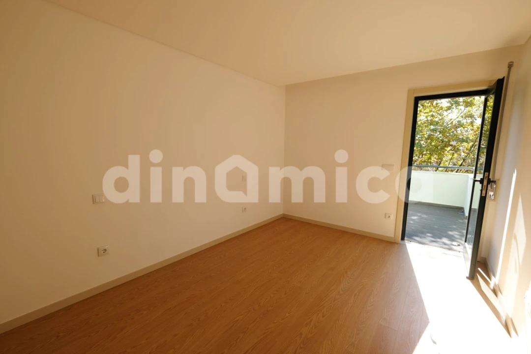 Apartamento T3 para Venda em Vila Nova de Famalicão e Calendário Foto 19