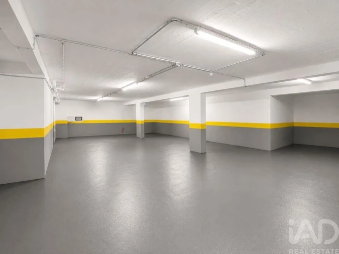 Apartamento T3 para Venda em Corroios Foto 27