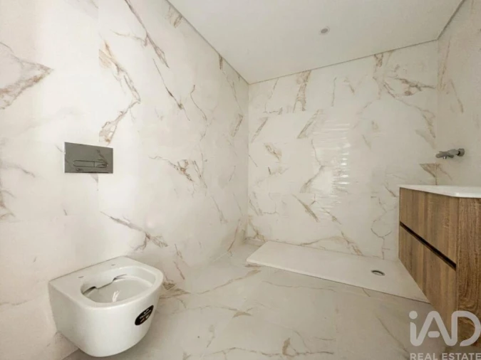 Apartamento T3 para Venda em Corroios Foto 12