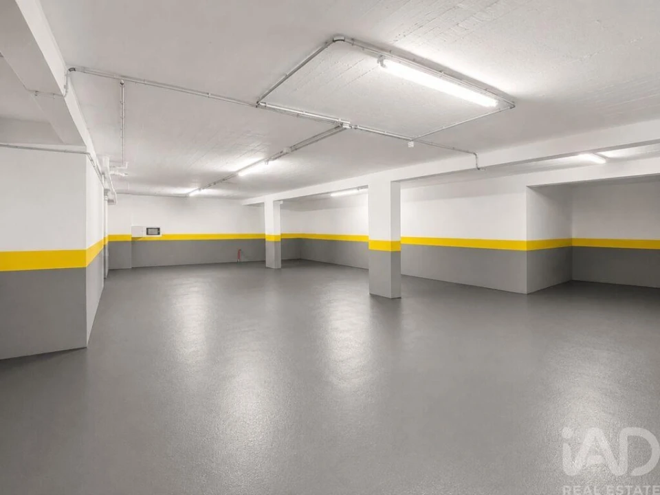 Apartamento T3 para Venda em Corroios Foto 19