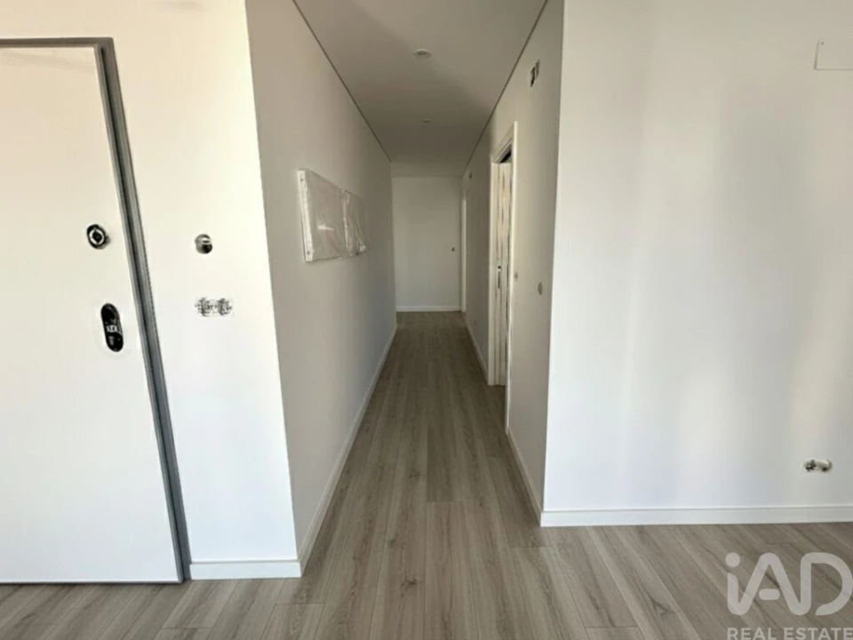 Apartamento T3 para Venda em Corroios Foto 6