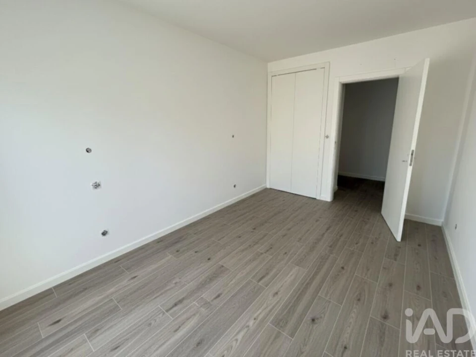 Apartamento T3 para Venda em Corroios Foto 11