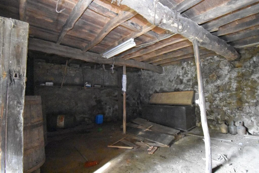 Moradia T4 para Venda em Vila Nova Foto 32